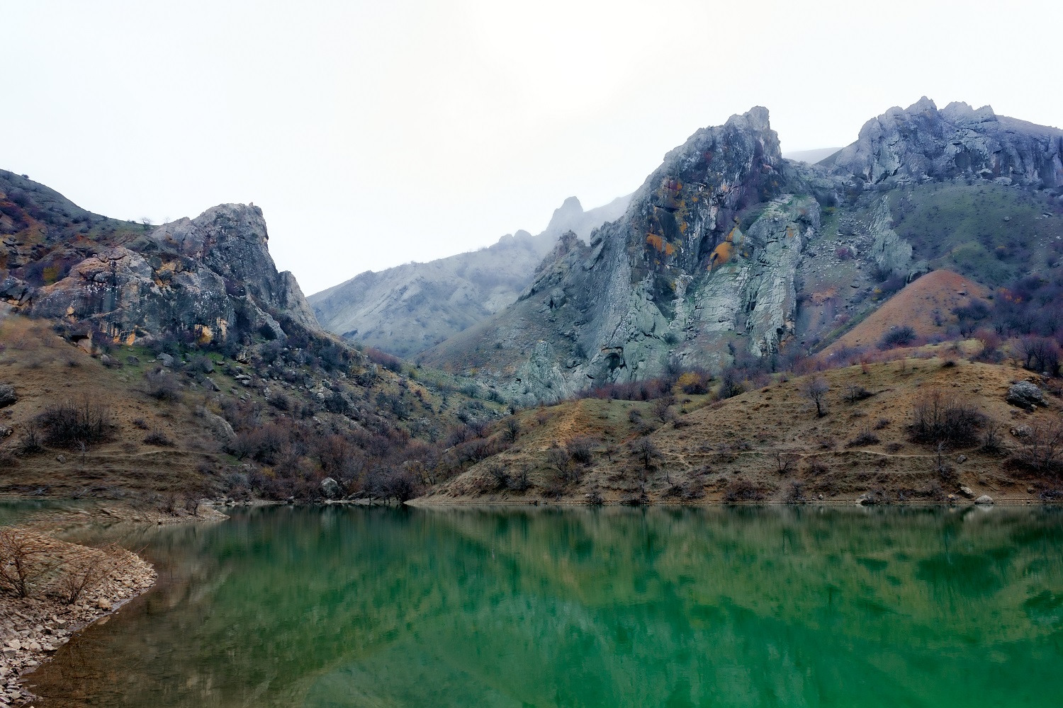 Горное озеро Панагия (с. Зеленогорье)