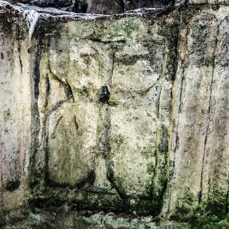 Крест в церкви пещерного города Тепе Кермен